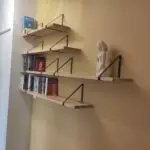 Étagères suspendues